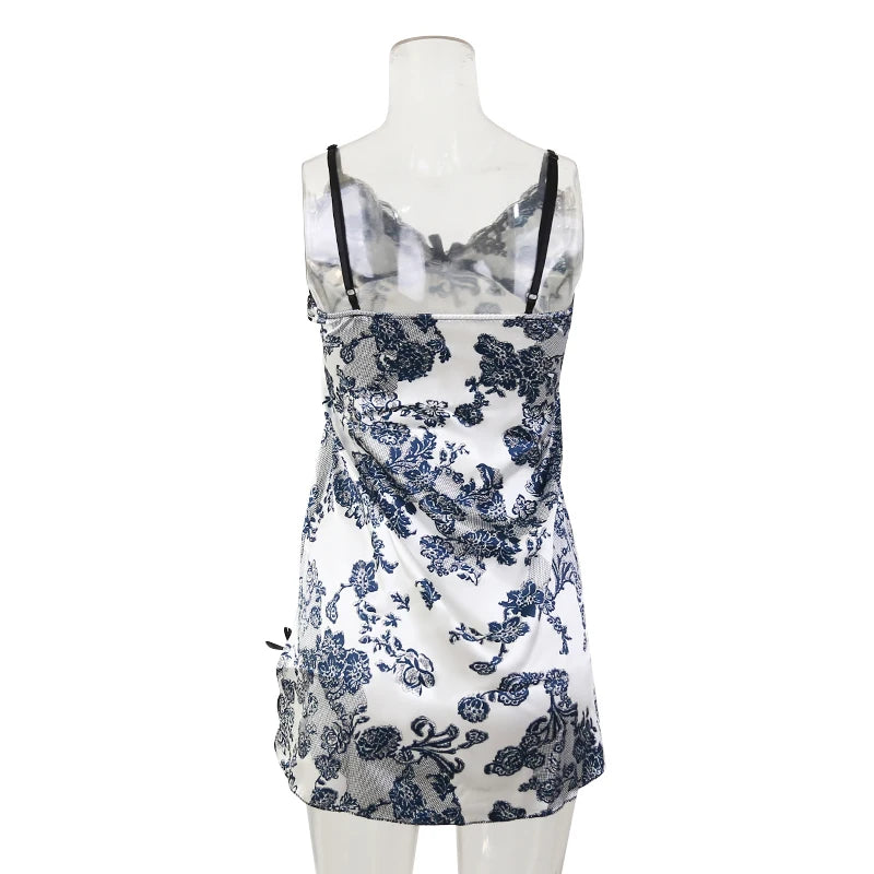 Women's Sexy Lace V-Neck Sleeveless Nightdress – Suspender Sleepwear for Ladies