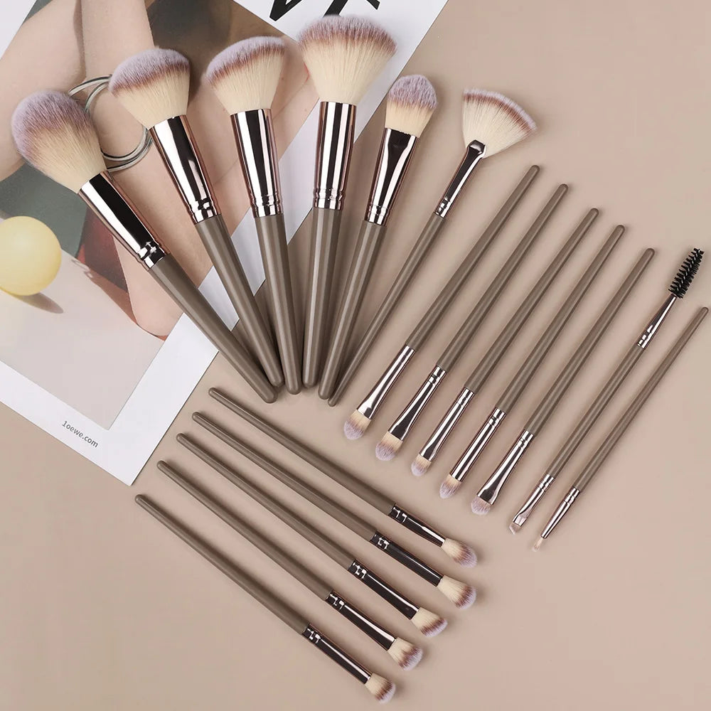 Super Soft Detail Makeup Brush Set — Blush, Highlighter, Foundation & Eyeshadow