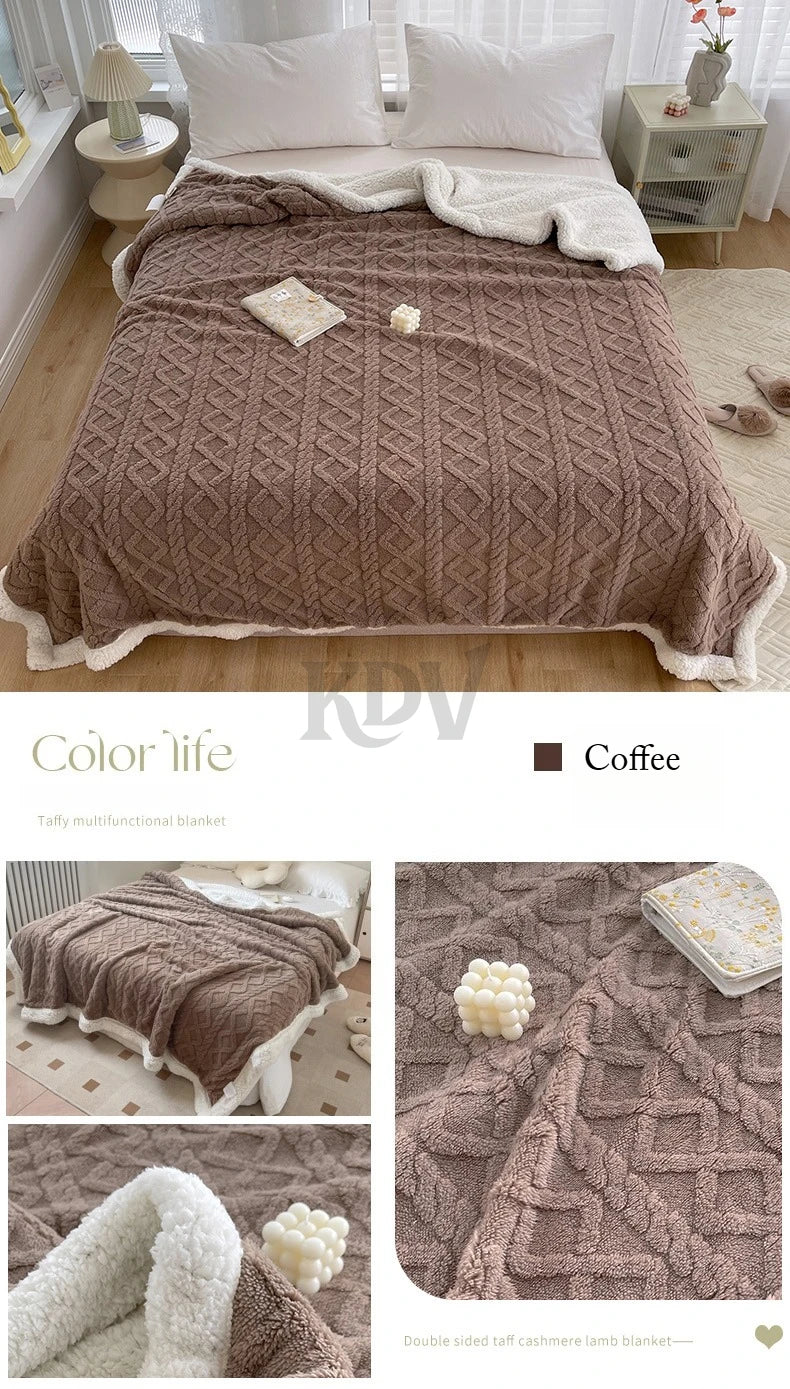 Double-Layer Fleece Blanket – Plush Sofa & Bed Comfort