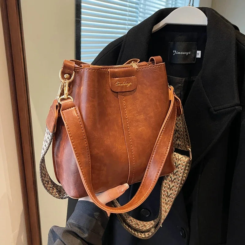 Vintage TPU Bucket Crossbody Bag – Designer Shoulder Handbag for Women