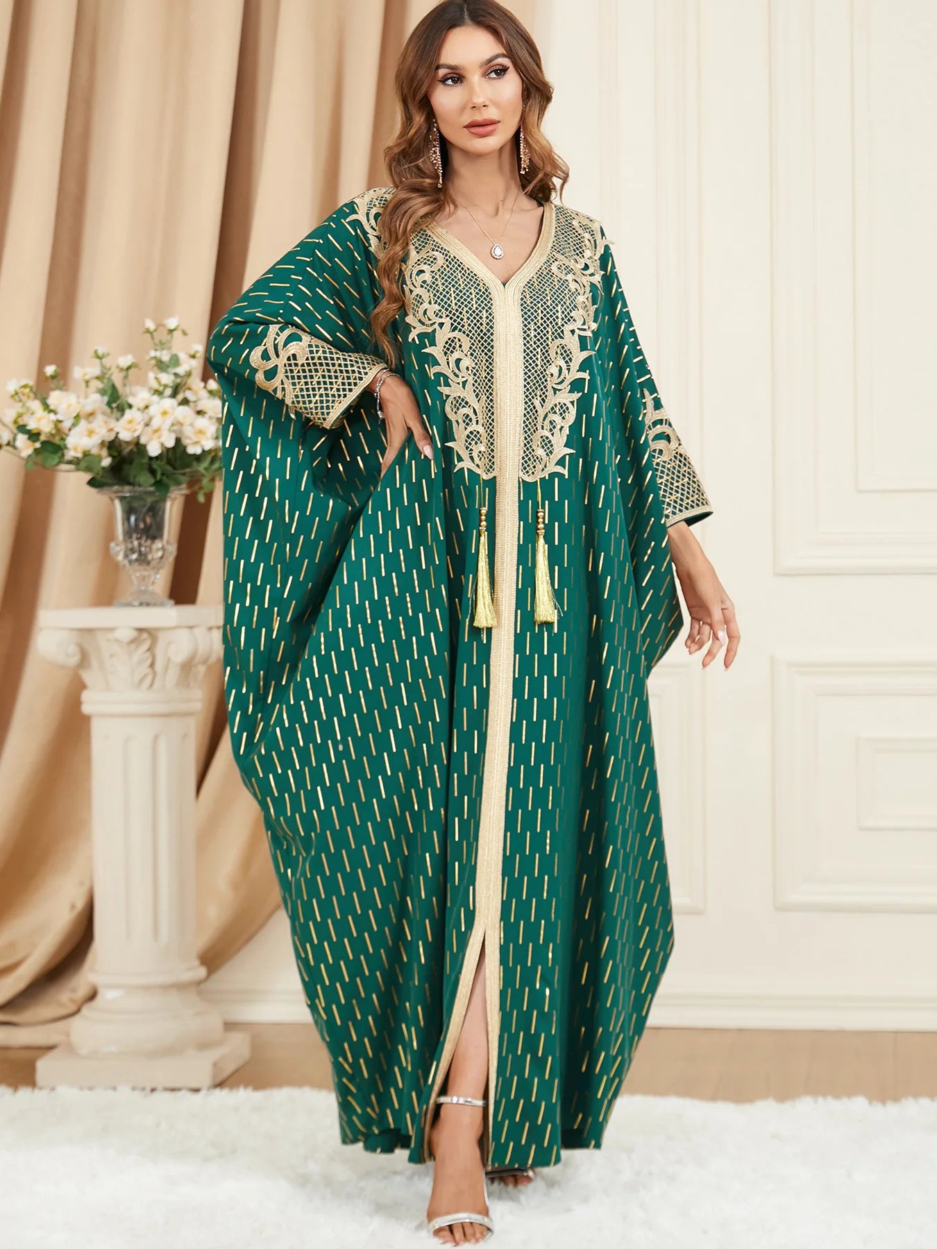 Muslim Abaya Bat Sleeve V-Neck Tassel Evening Dress — Loose Elegant Dubai Maxi Robe