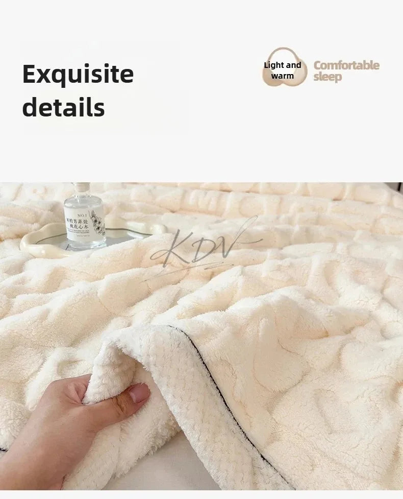 Heart Pattern Fleece Blanket – Cozy Throw & Bedding Sets