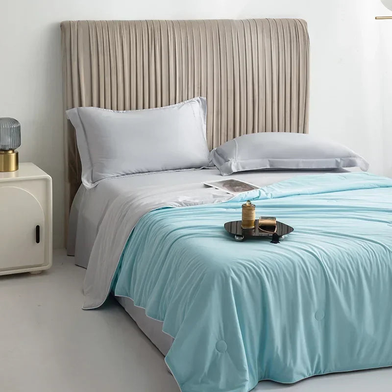 Ice Silk Cooling Blanket – Lightweight Smooth Summer Comforter, Twin & King, Air Condition Quilt