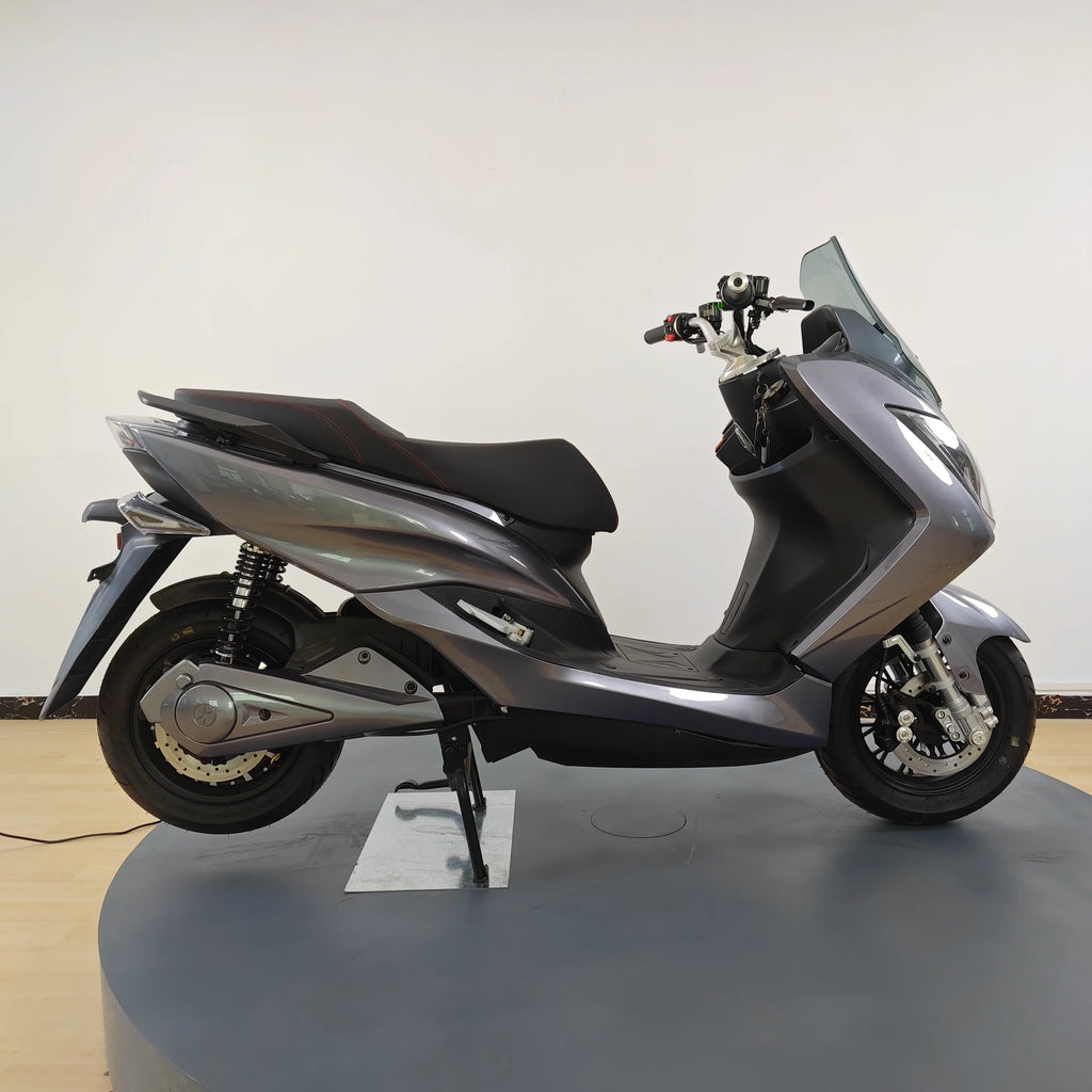3000W 72V Electric Scooter – 80 km/h