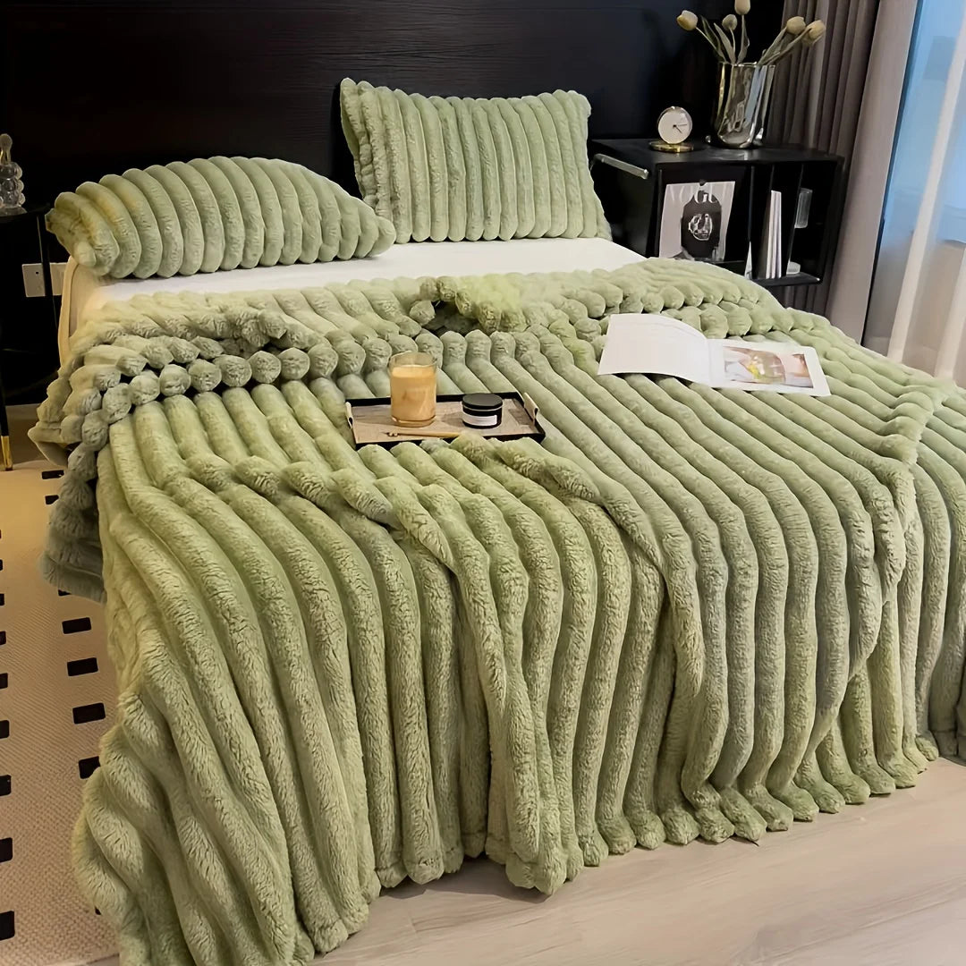 Thickened Wide Stripe Plush Flannel Multifunctional Blanket – Bed Sheet, Sofa & Nap Cover, 7 Colors & 5 Sizes