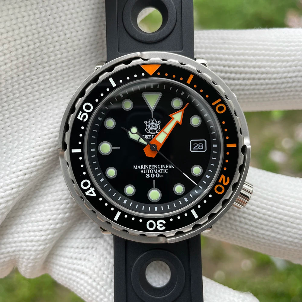 STEELDIVE SD1975C Tuna Can Dive Watch | 300M Waterproof NH35 Movement Ceramic Bezel