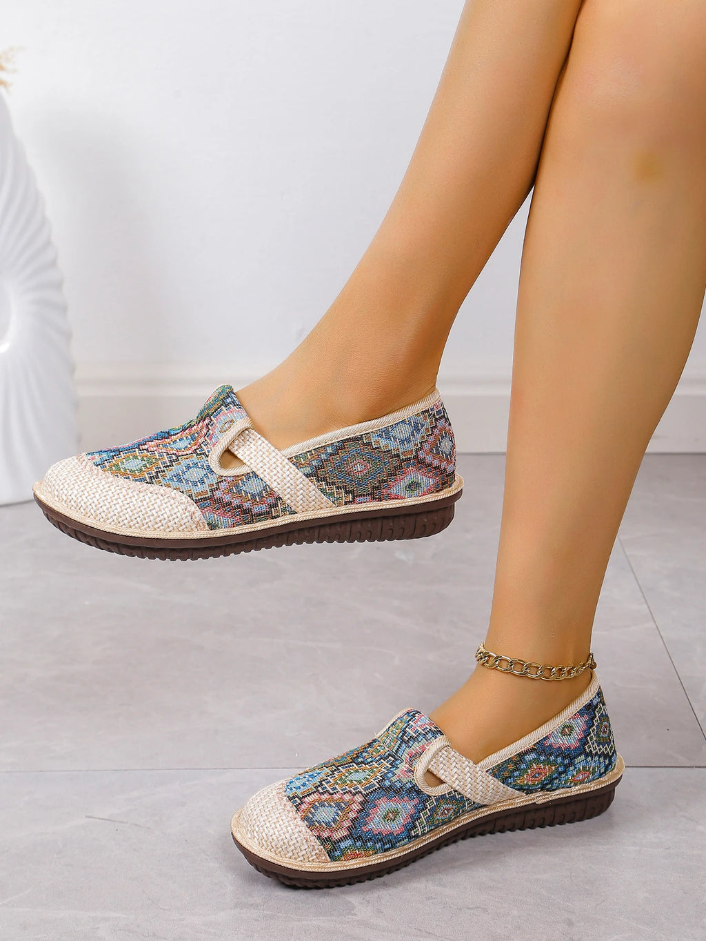 Women's Ethnic-Style Slip-On Flats – Soft Sole Anti-Slip Casual Shoes