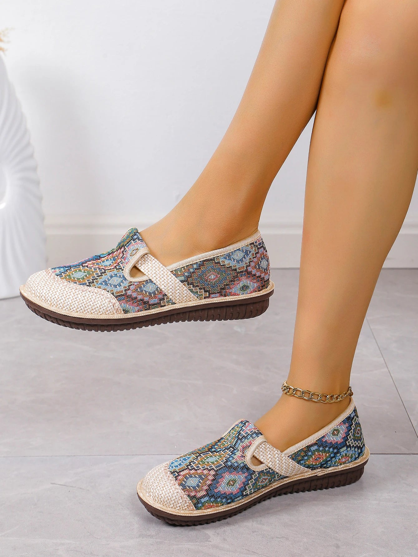Women's Ethnic-Style Slip-On Flats – Soft Sole Anti-Slip Casual Shoes