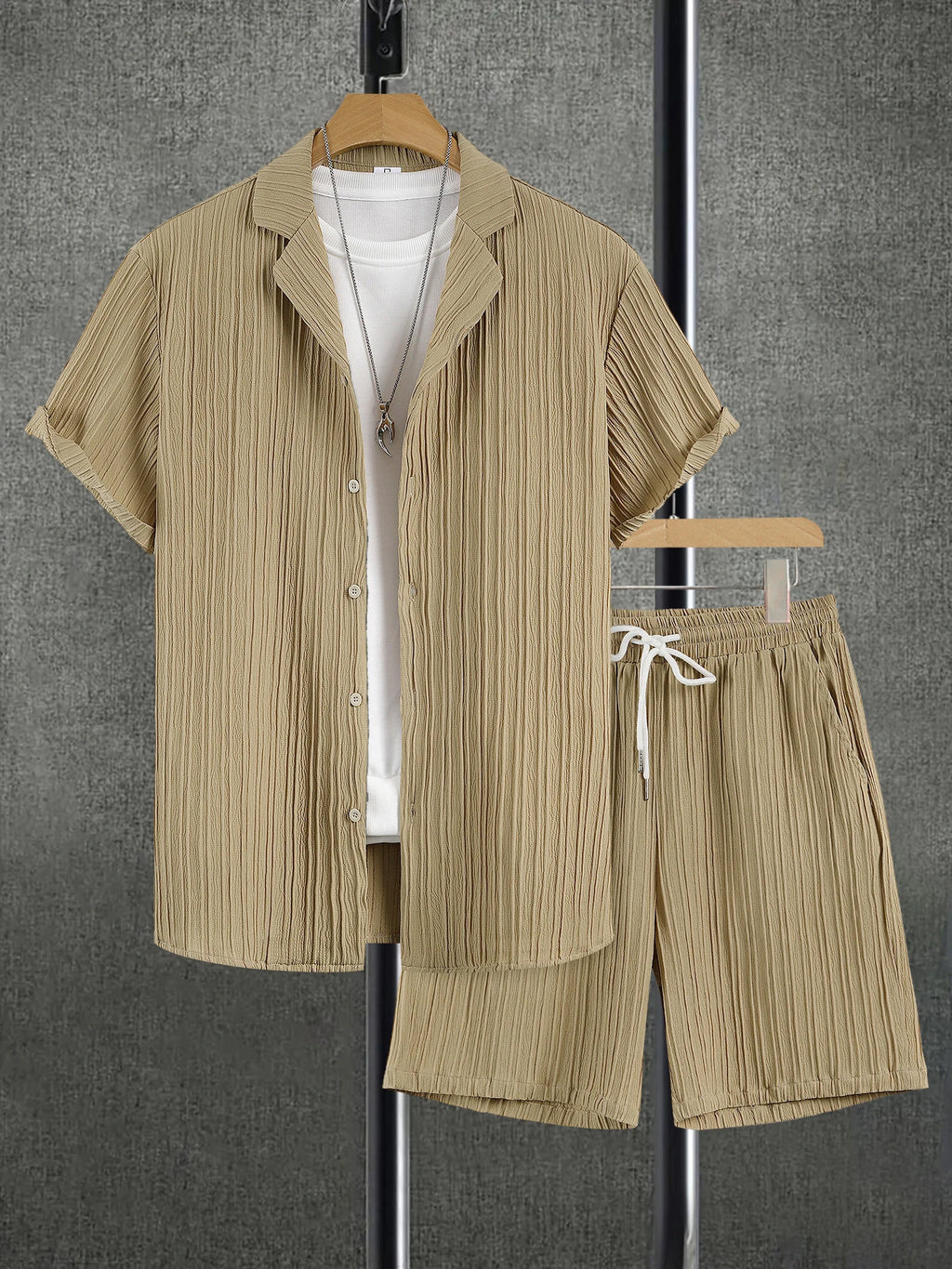 Men's Cuban Collar Shirt & Pleated Shorts 2-Piece Set – Textured Commuter Outfit