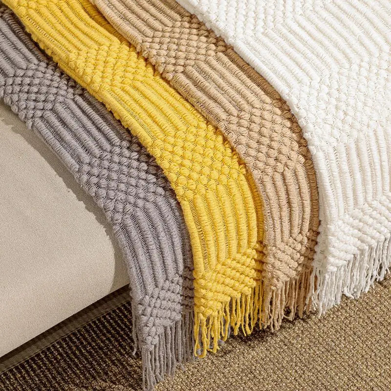 Knitted Acrylic Throw Blanket with Tassels – Chunky Farmhouse Style, 28 Colors & 2 Sizes