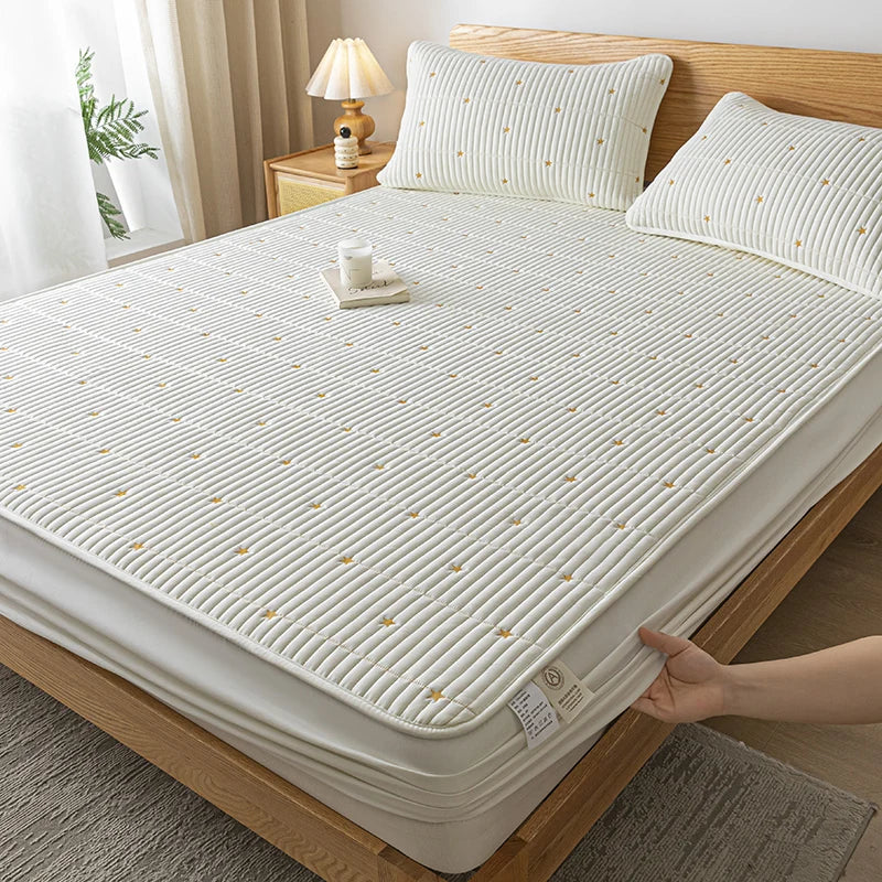 Waterproof Thickened Mattress Pad Protector – Embroidered Breathable Fitted Bed Cover, 140–180x200cm