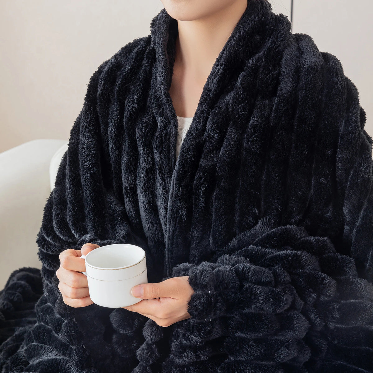 Soft Flannel Blanket – Warm Nap Throw in Multiple Colors, Christmas Gift Blanket