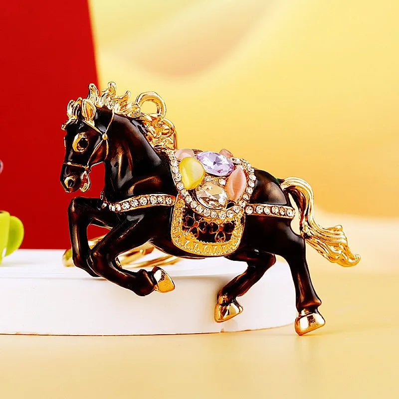 Cute Metal Horse Keychain – Zinc Alloy Bag Pendant Key Ring Gift for Women & Men