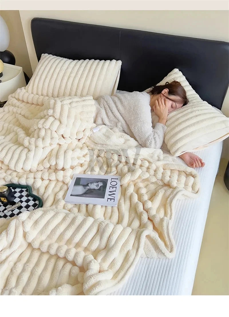 Faux Rabbit Fur Blanket – Plush Throw & Bedding Set Options
