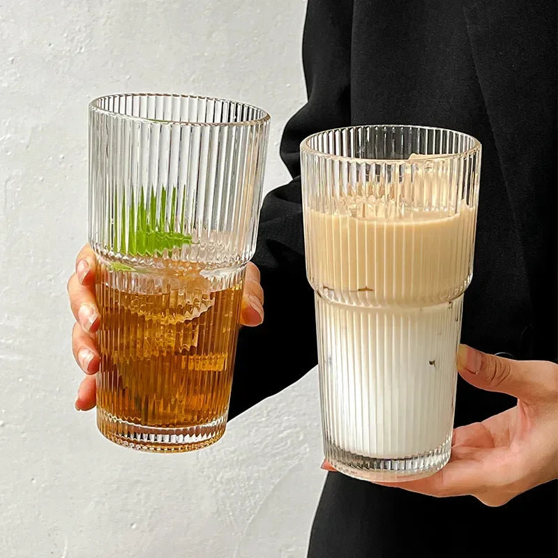 600ml Striped Borosilicate Glass Cup with Lid & Straw – Clear Iced Coffee & Smoothie Glass, CE Certified