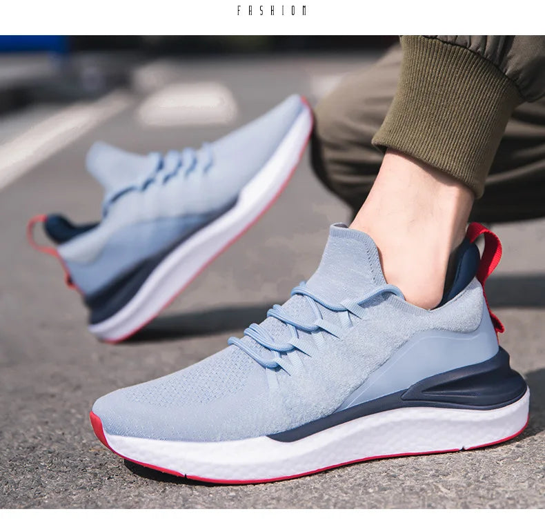 Men's Lightweight Mesh Lace-Up Sneakers