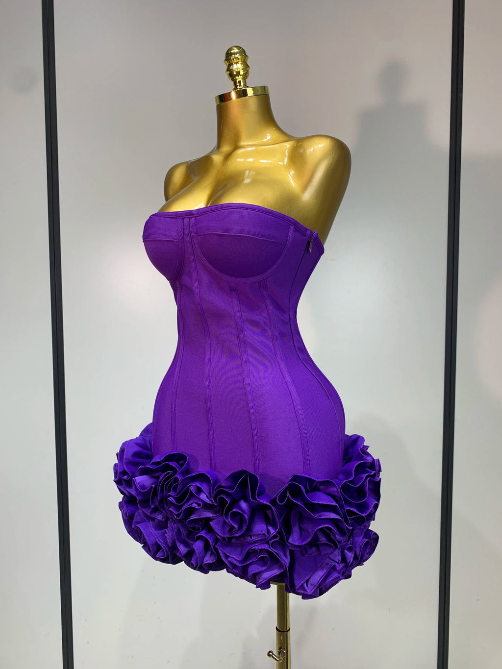 Flower Embellished Strapless Bandage Mini Dress — Backless Bodycon Celebrity Party Dress
