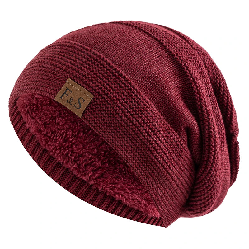 Unisex Slouchy Fur Lined Winter Beanie Hat — Warm Label Decor Knitted Cap for Men & Women