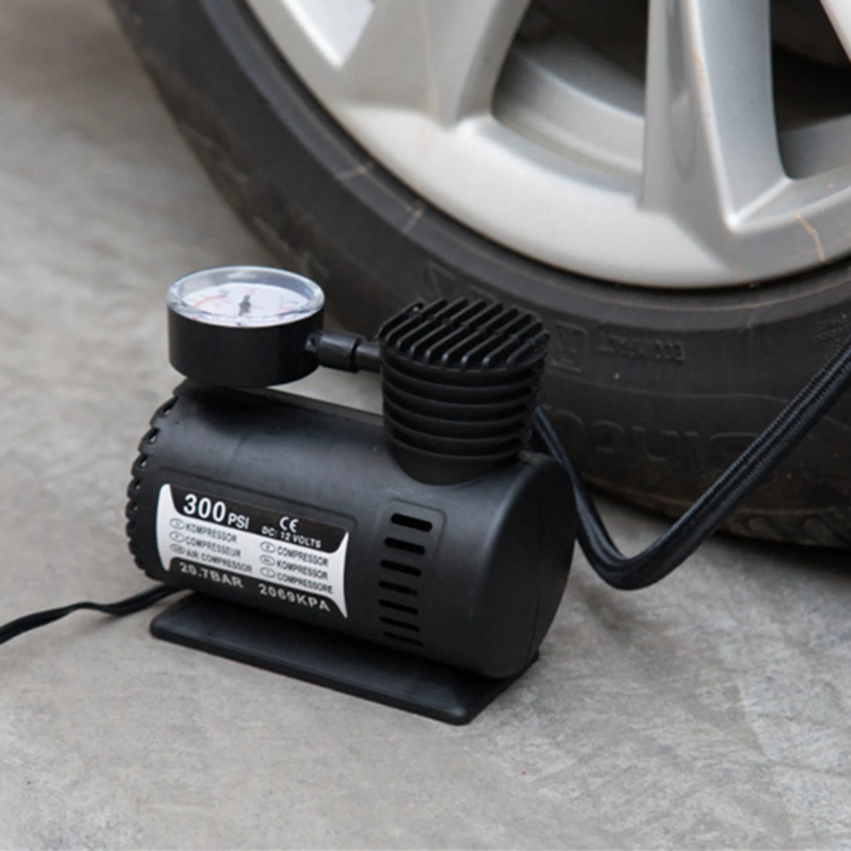 Hilitand 12V Mini Car Tire Inflator with 2 m Cord