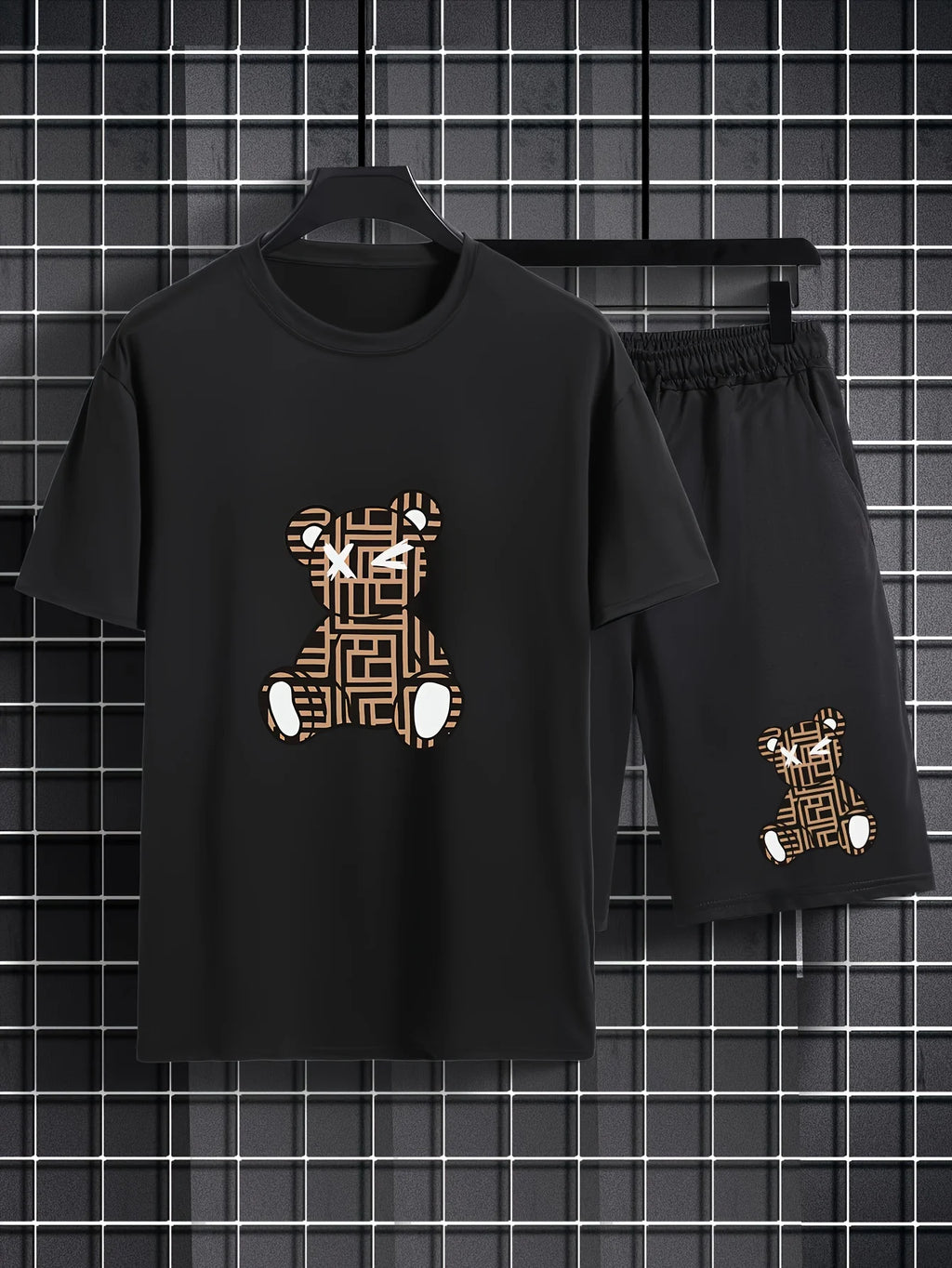 Men's Graffiti Doll Print Crew Neck Short Sleeve & Shorts Loose 2-Piece Set – Trendy Sport