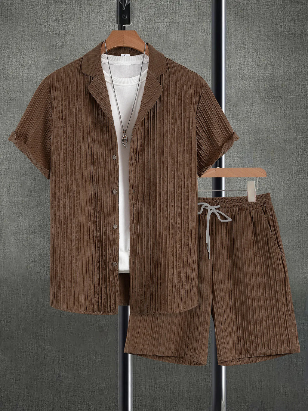 Men's Cuban Collar Shirt & Pleated Shorts 2-Piece Set – Textured Commuter Outfit