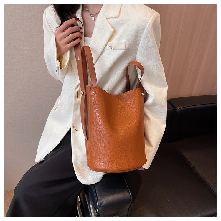 Luxury PU Bucket Bag – Trending Crossbody Shoulder Tote for Women 2026
