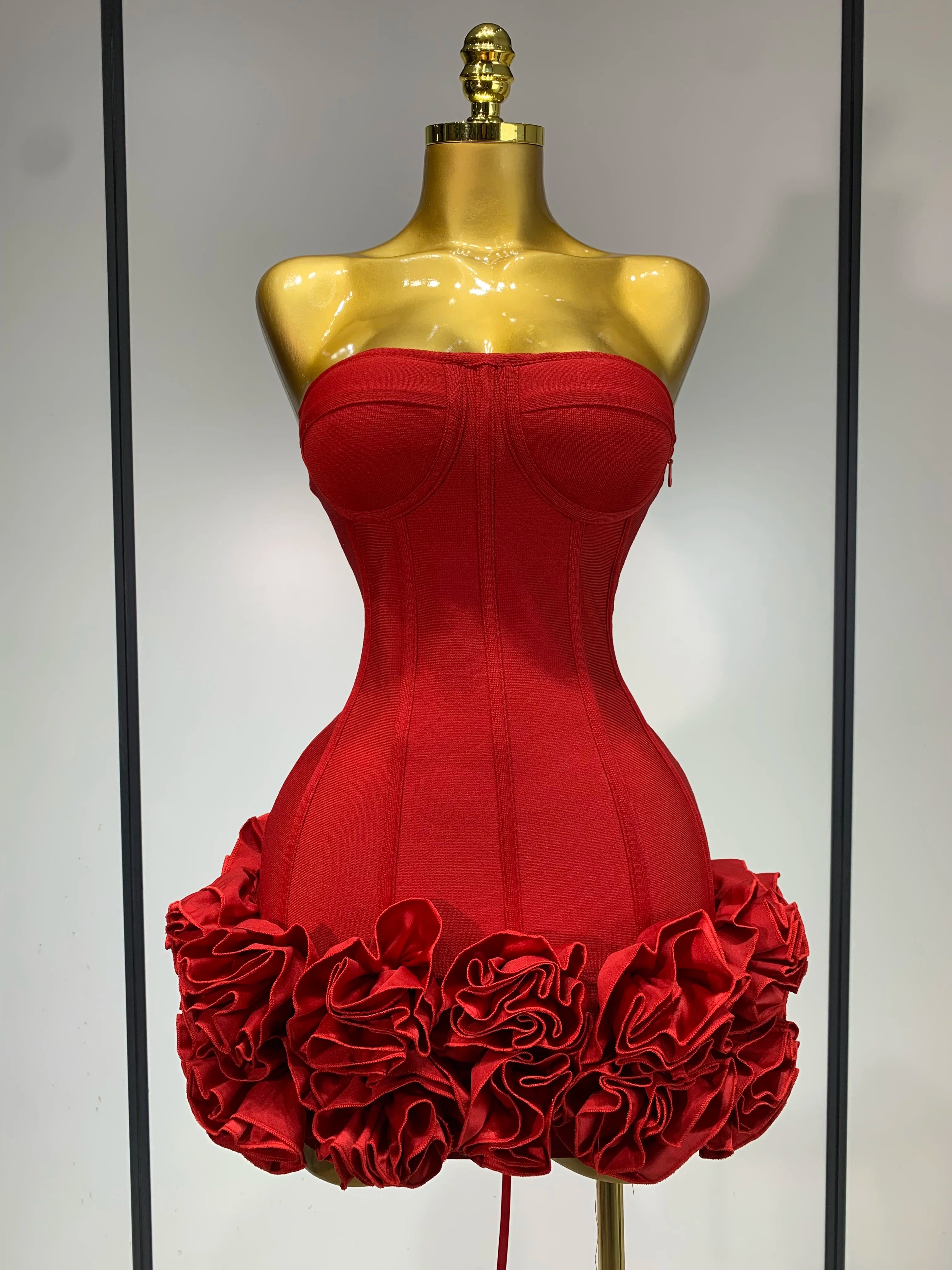 Flower Embellished Strapless Bandage Mini Dress — Backless Bodycon Celebrity Party Dress