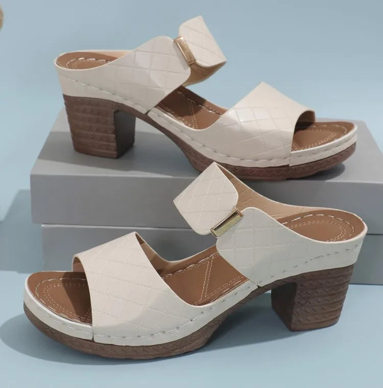 Women's Wedge Sandals with Metal Detail – Elegant Summer Slides
