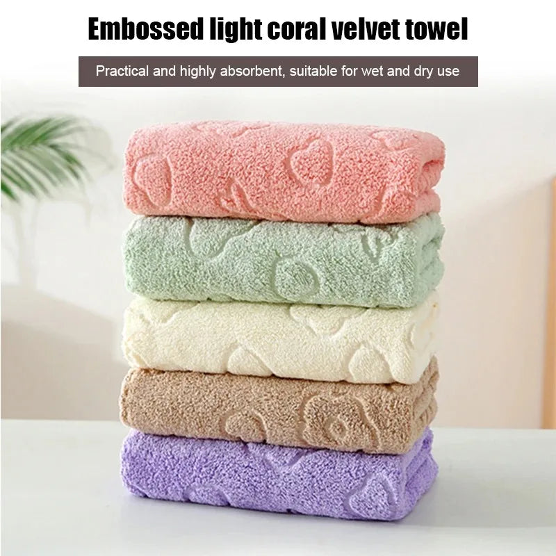5-Piece Coral Fleece Quick-Drying Face Towels — Soft, Absorbent, Fun Christmas Design for Home & Kitchen