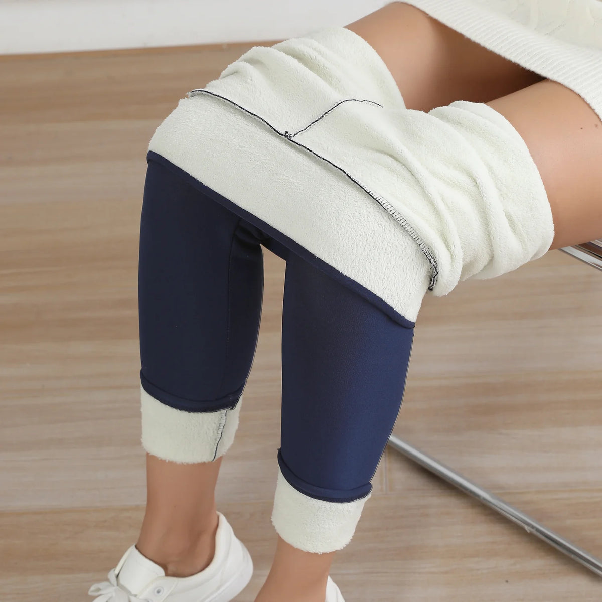 Women's Fleece Velvet Leggings – Warm Thickened High Waist Tights for Autumn & Winter