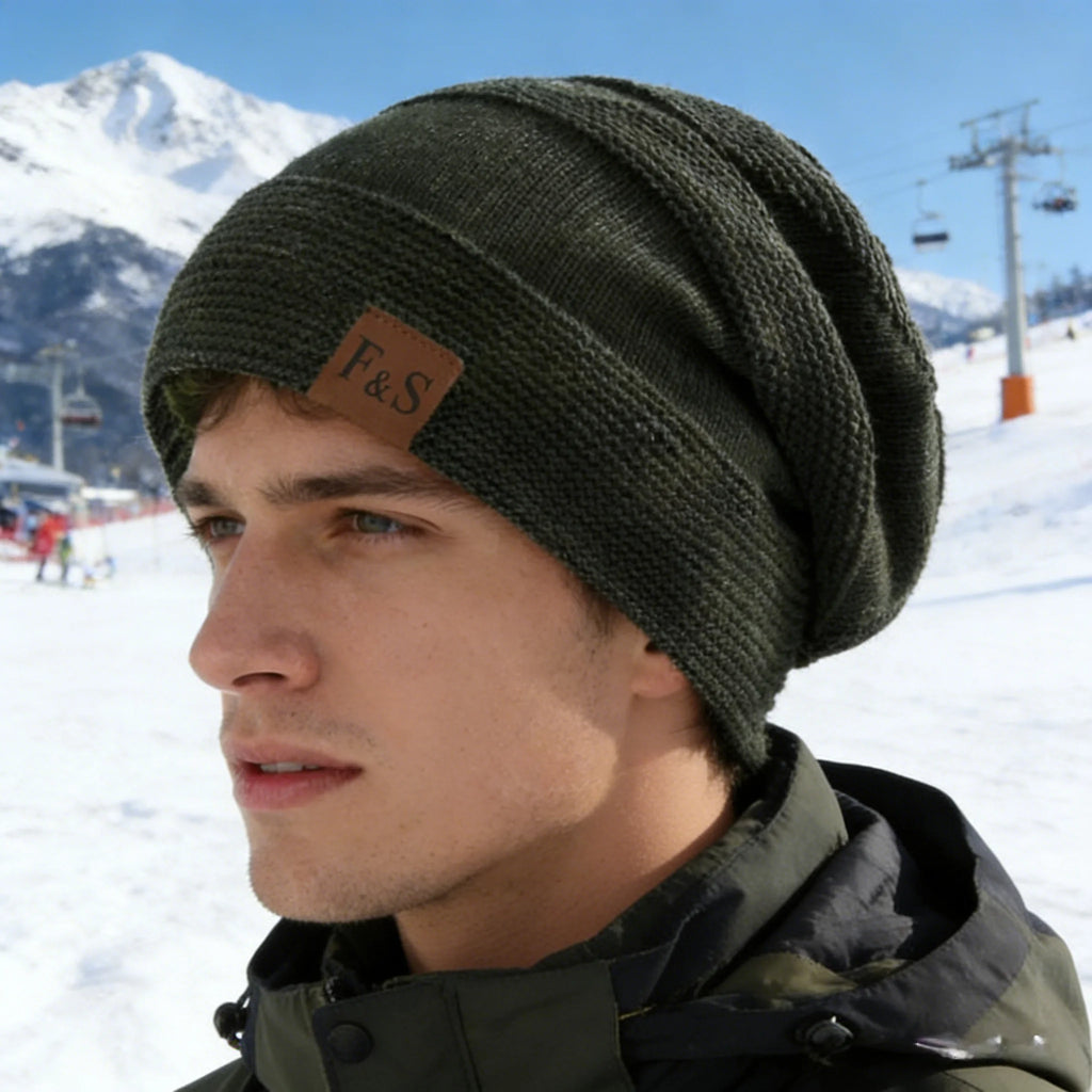Unisex Slouchy Fur Lined Winter Beanie Hat — Warm Label Decor Knitted Cap for Men & Women