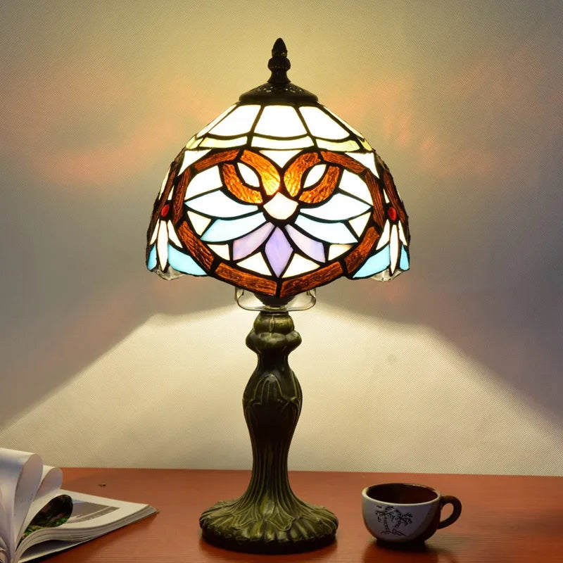 Stained Glass Table Lamp – Traditional Accent Lighting