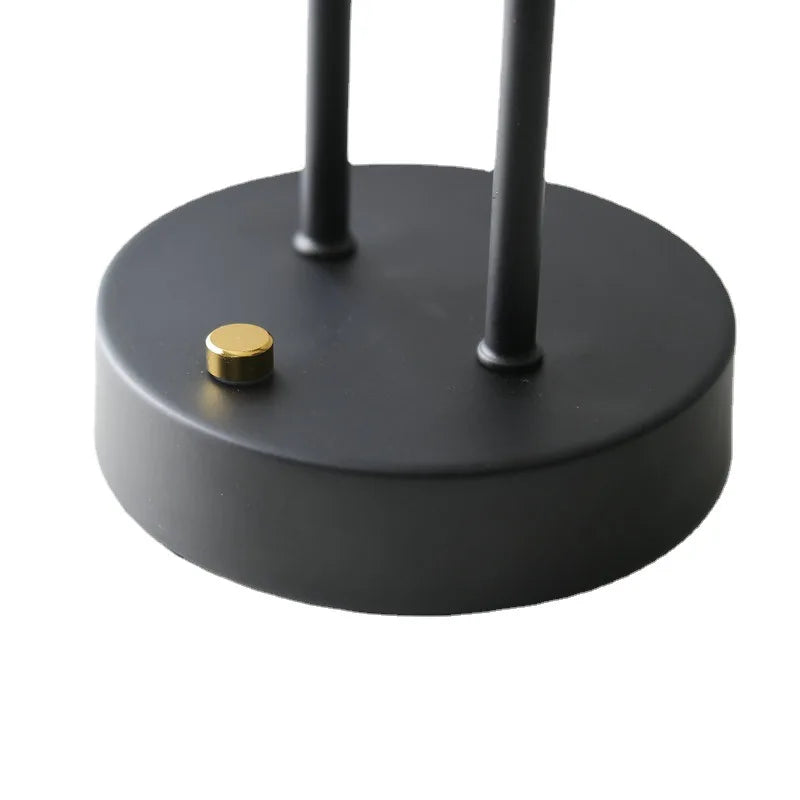 Black Accent Lamp – Minimalist LED Lighting