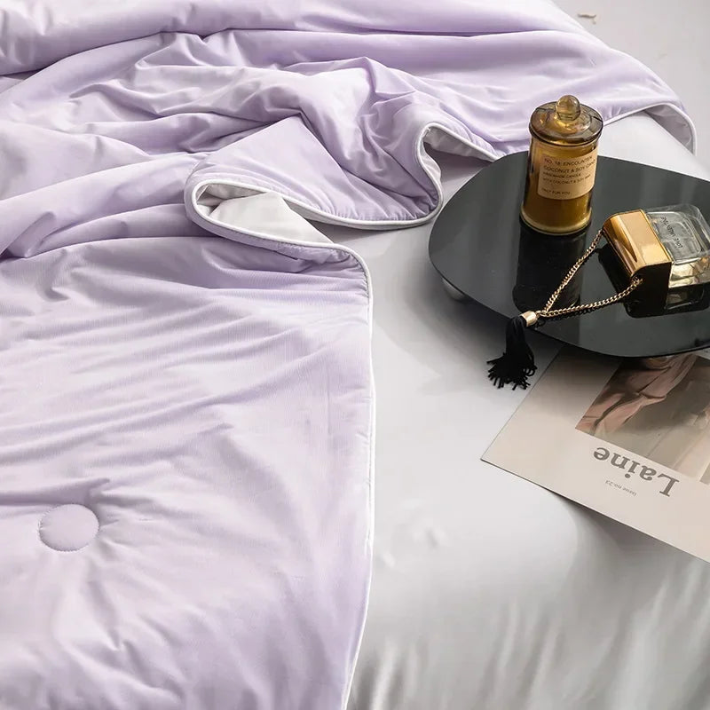 Ice Silk Cooling Blanket – Lightweight Smooth Summer Comforter, Twin & King, Air Condition Quilt