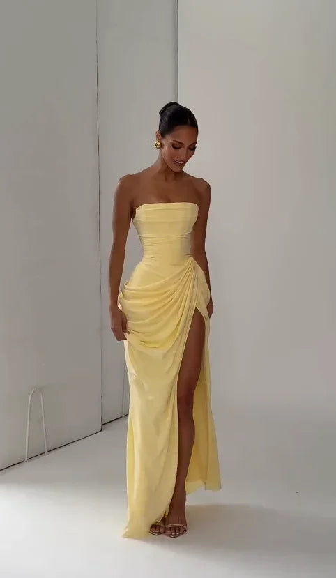 Elegant Yellow Strapless Pleated Maxi Gown — Waist-Cinching Split Evening Dress