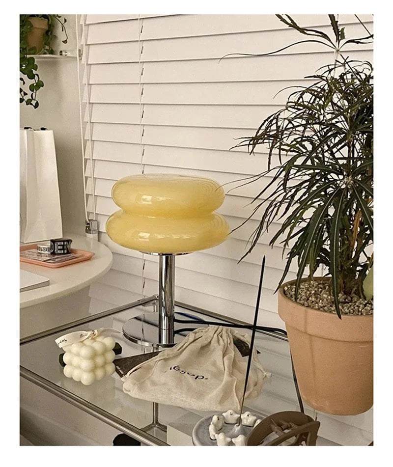 Dimmable USB Table Lamp – Three Light Colors