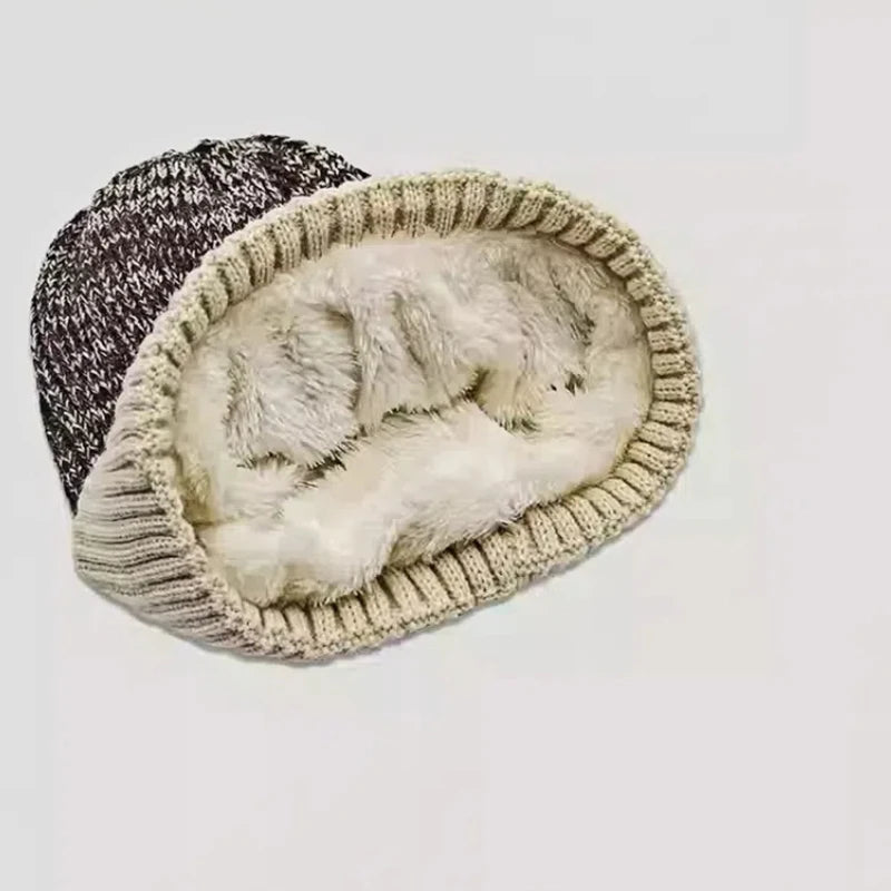Unisex Two-Tone Fur Lined Winter Beanie Hat — Warm Knitted Fashion Cap for Men & Women
