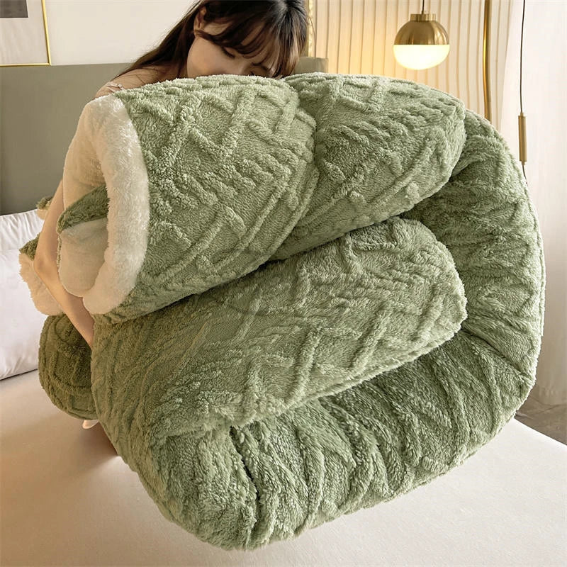Thick Plush Bed Blanket – Faux Lamb Fleece Winter Comfort