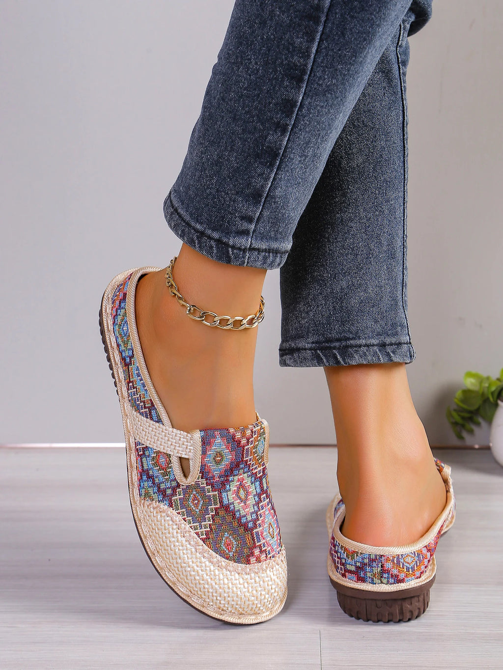 Women's Ethnic-Style Slip-On Flats – Soft Sole Anti-Slip Casual Shoes