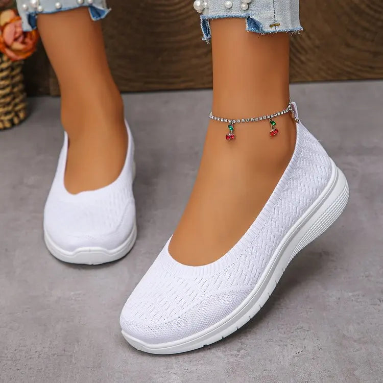 Women's Soft Sole Comfortable Sneakers – Lightweight Summer 2026 Shoes