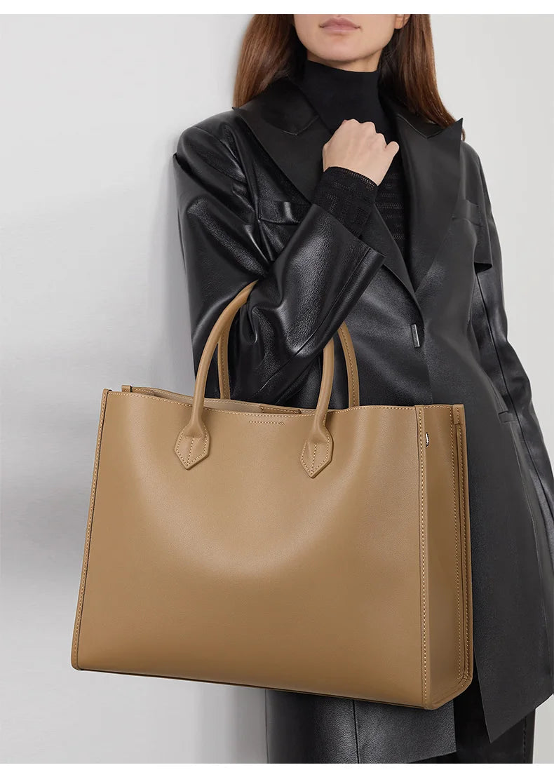 Luxury Cowhide Leather Tote Bag – Large Capacity Shoulder Bag with Laptop Compartment for Women