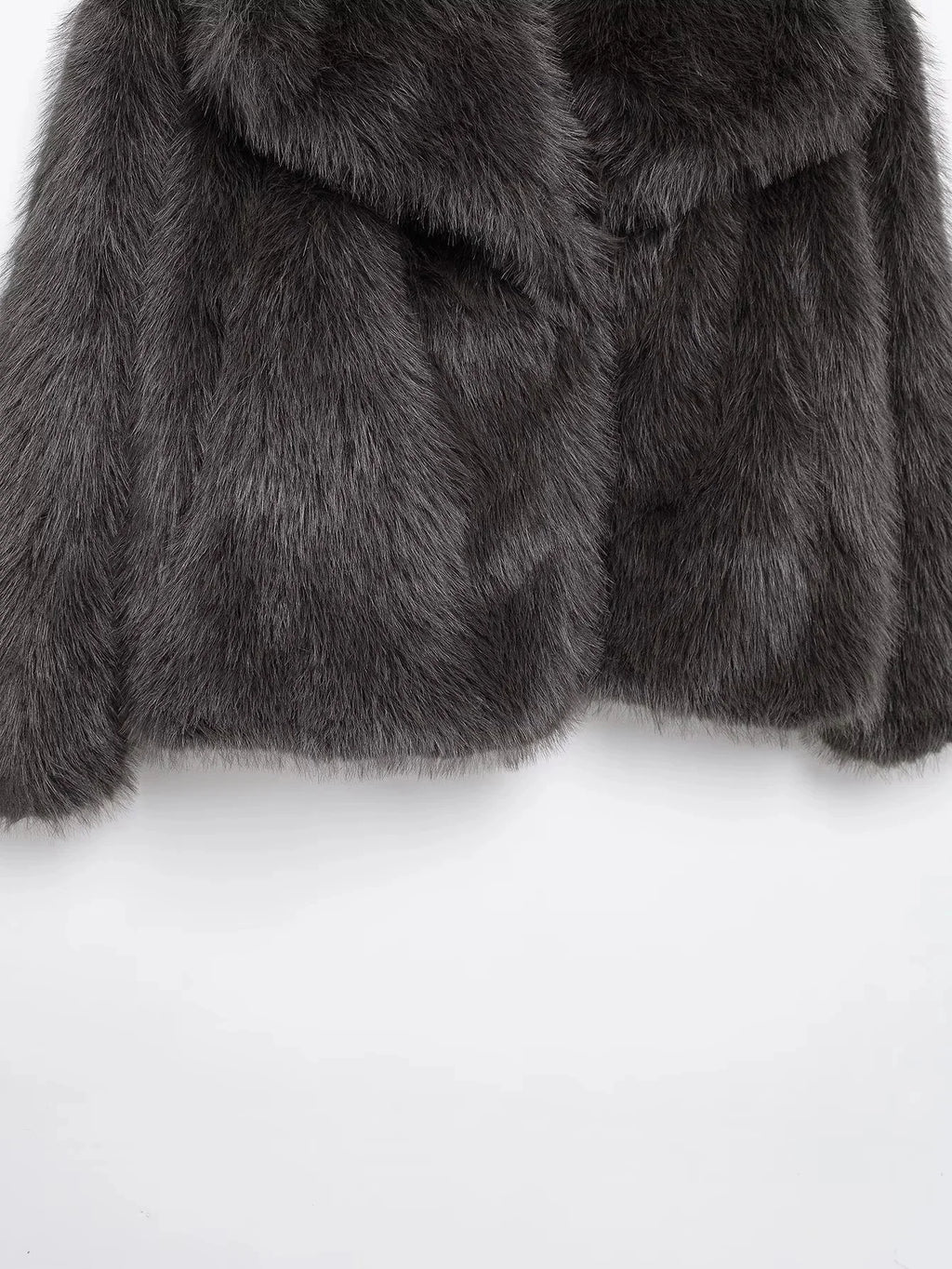 Women's Oversized Faux Fur Jacket – Single-Breasted Elegant Warm Coat