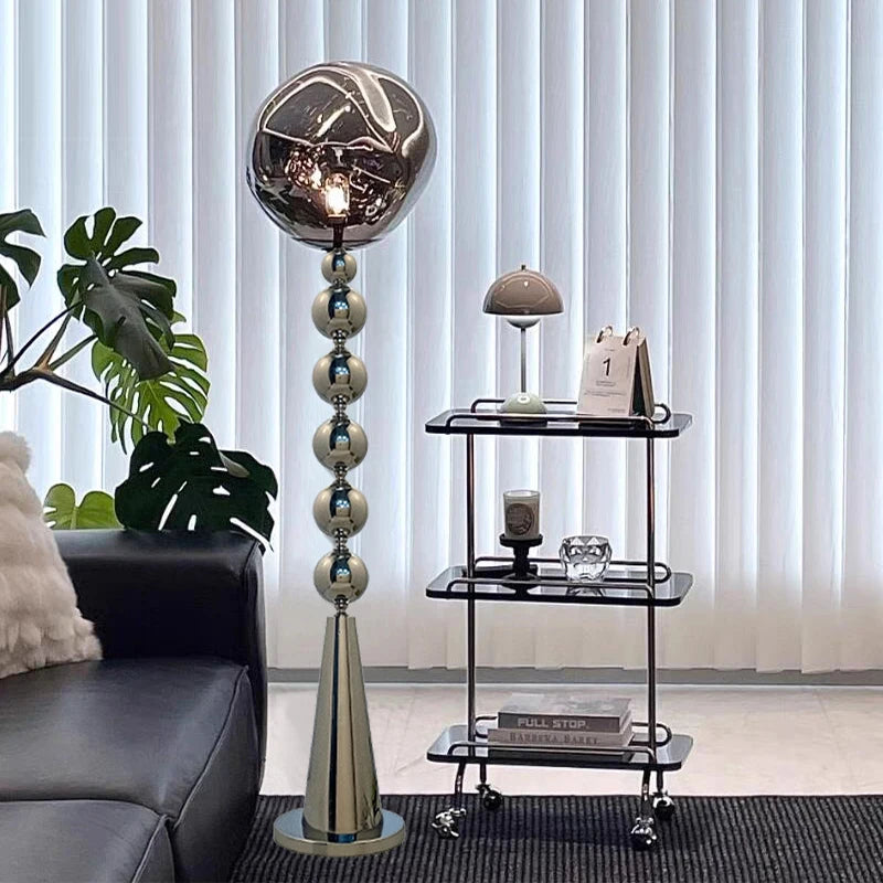 LED Floor Lamp – 150 cm Black or Silver
