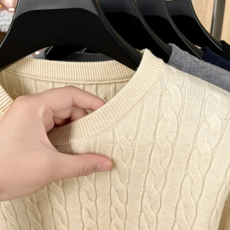 Men's Luxury Embroidery Round Neck Sweater — No-Pilling Casual Knitwear