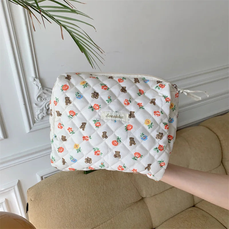 Large Capacity Cosmetic Clutch Bag – Women's Travel Makeup Storage Bag with Zipper