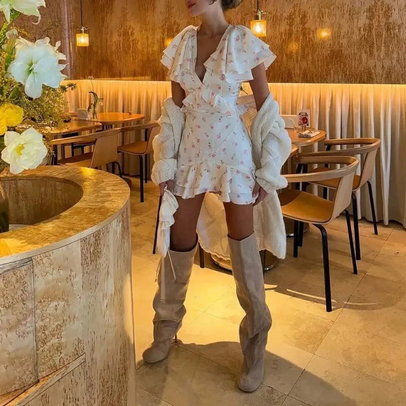 Women's Ruffled Floral Short Skirt – V-Neck Pleated Dress Shorts for Spring & Summer 2026