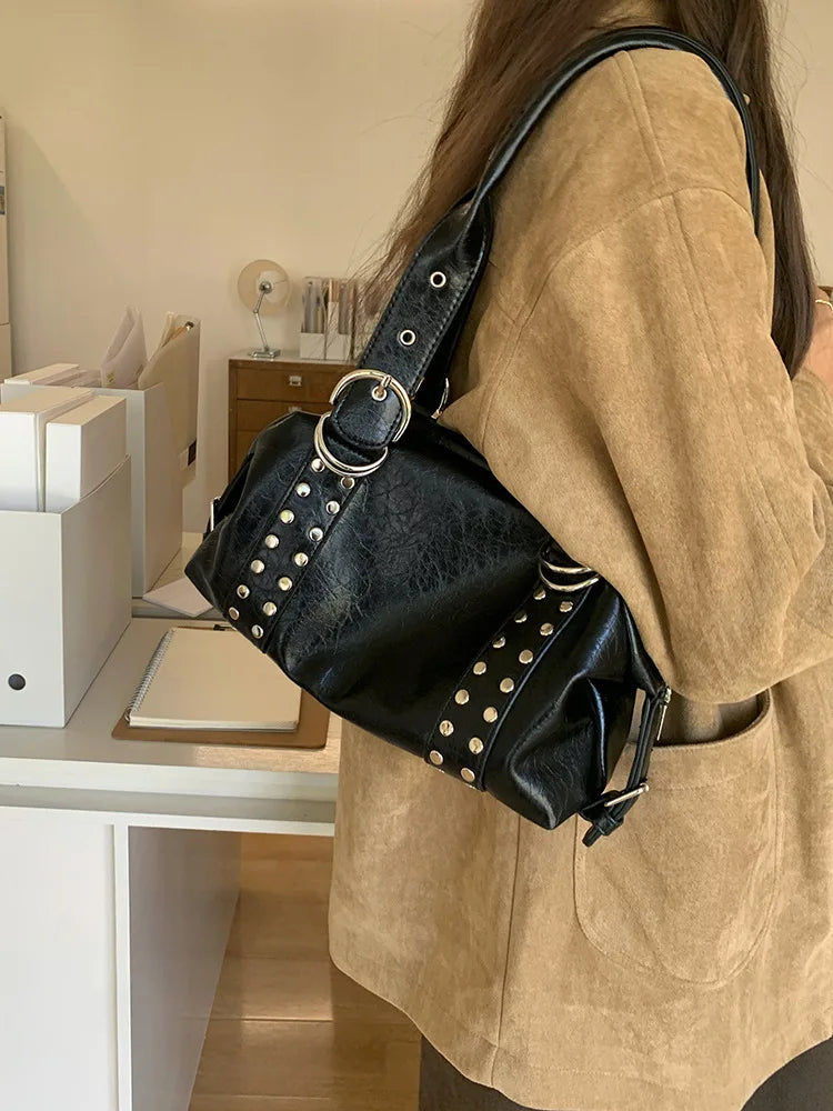Women's Rivet PU Leather Motorcycle Shoulder Bag – Hot Girl Underarm Handbag in Black & White