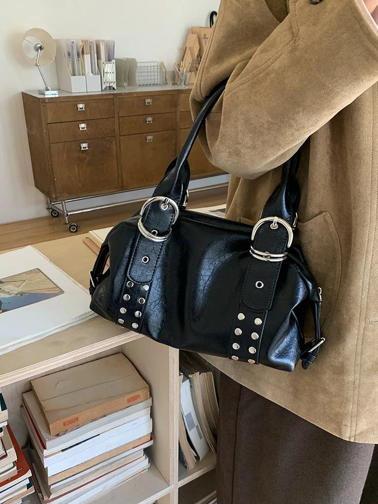 Women's Rivet PU Leather Motorcycle Shoulder Bag – Hot Girl Underarm Handbag in Black & White