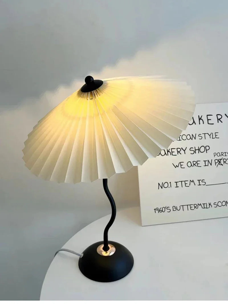 Retro LED Table Lamp – White Shade & Black Base