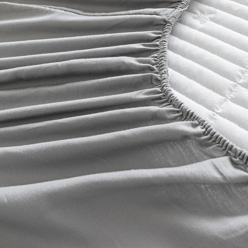 Waterproof Thickened Mattress Pad Protector – Embroidered Breathable Fitted Bed Cover, 140–180x200cm